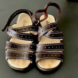 Good condition sandals. Kids size 13
